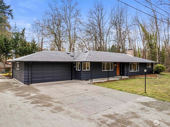 2nd image of 11002 26th Avenue E