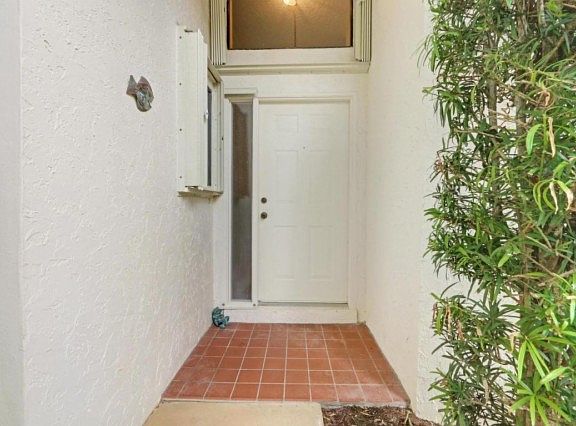 3rd image of 502 Sea Oats Dr #A-1