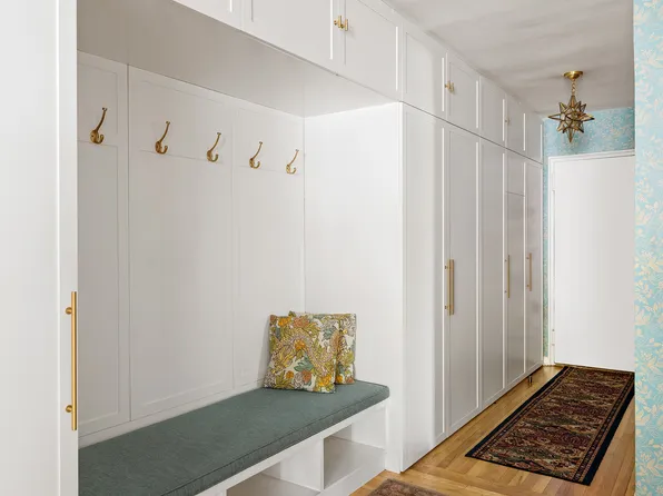 616 East 18th Street image 16 of 21