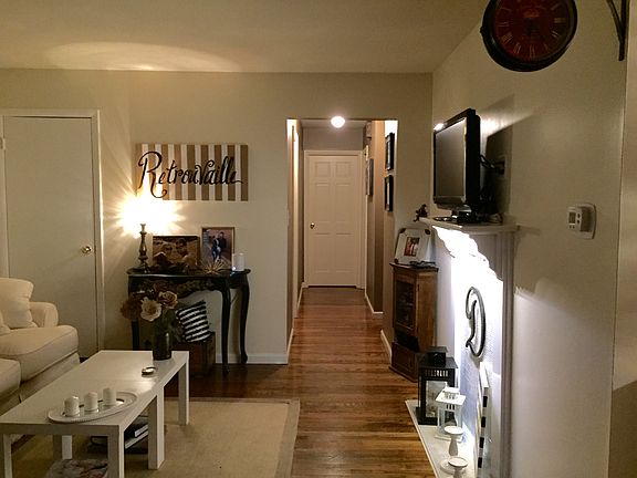 Family rm hallway view