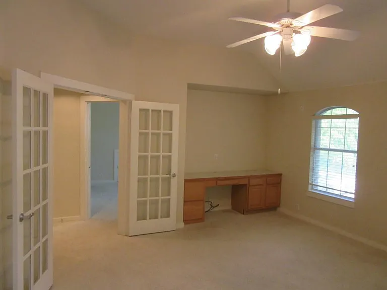 3908 Michael Neill Dr — Photo 23