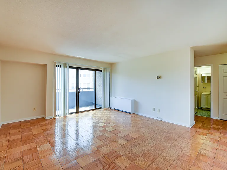 Twin Oaks — Photo 25