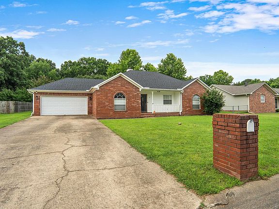 2nd image of 15 Red Oak Dr