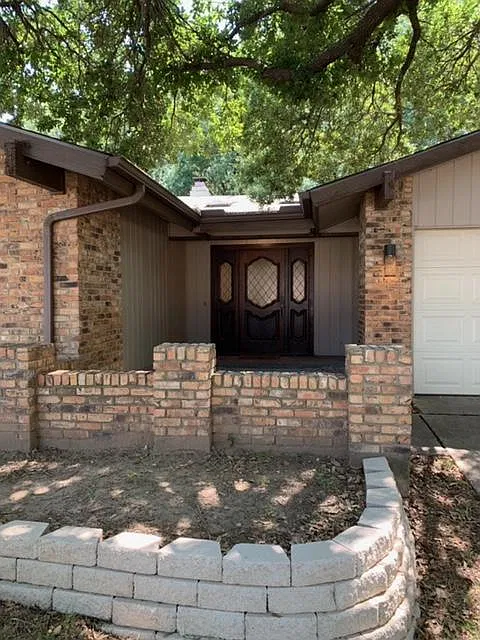 3 bed, 1355 sqft, $2,400 — Photo 4