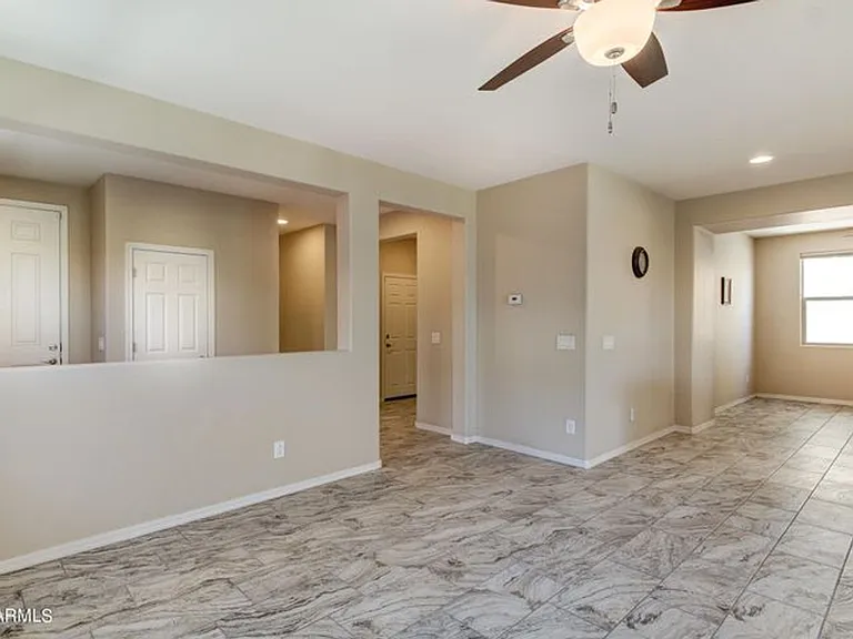 40876 W Tamara Ln — Photo 10