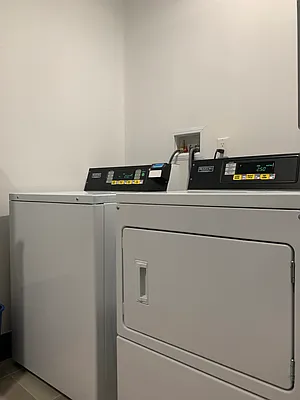 Rented by ABCO Commercial Properties, LLC | media 21