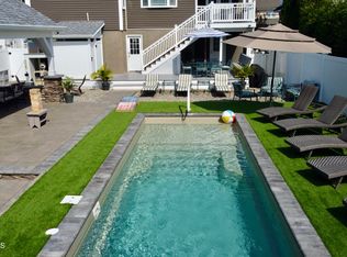 304 Arnold Ave, Point Pleasant Beach, NJ 08742