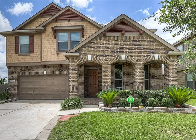 18507 Morgans Forest Ln — Photo 1