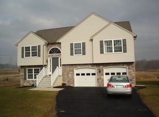 523 N 2nd St, Bainbridge, PA 17502
