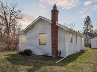 325 Field Rd, Clio, MI 48420