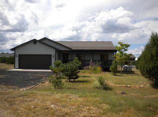2755 Pine View Ct, Overgaard, AZ 85933