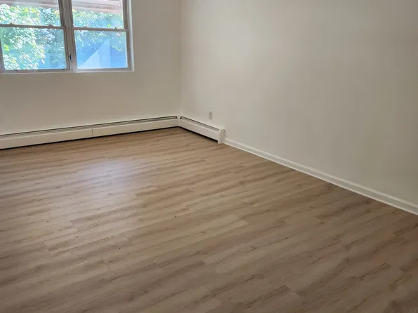 (undisclosed Address), Bronx, NY 10469