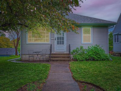 576 36 1/2 Ave NE, Minneapolis, MN, 55418