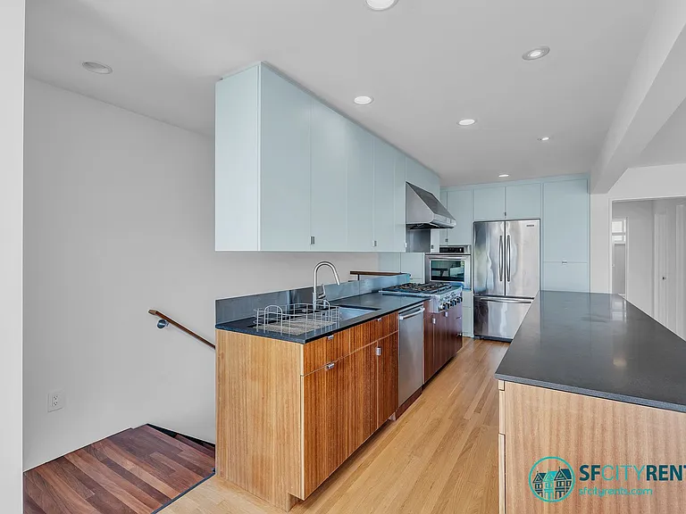 262 Rutledge St — Photo 8