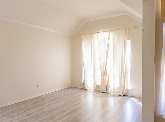 4th image of 4514 Park Meadow Ct