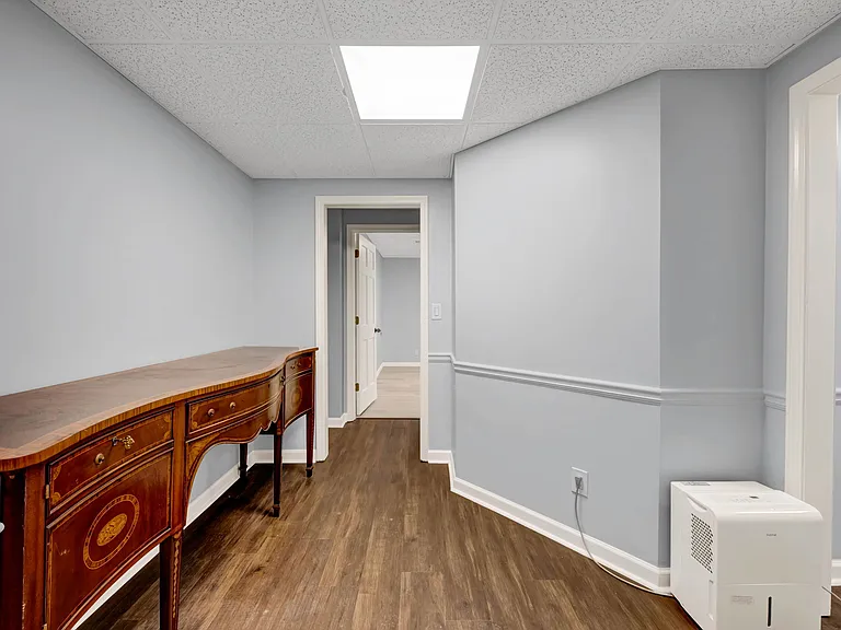 8870 Glen Ferry Dr — Photo 17