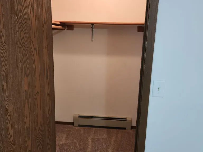 Pebble Creek Apartments — Photo 13
