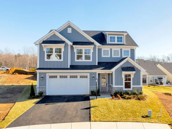 1192 Sablewood Dr, Charlottesville, VA 22911