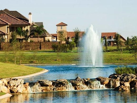 5th image of 11703 Giovanni Ln