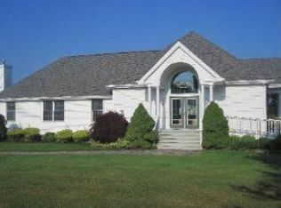 5014 Express Dr S, Ronkonkoma, NY 11779
