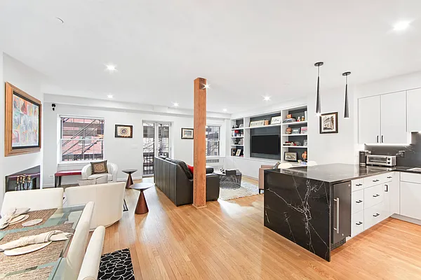 Rented by Tabak Real Estate | media 14