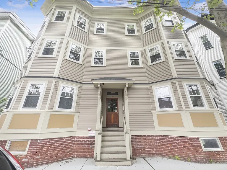 123 Webster Ave #1 — Photo 18