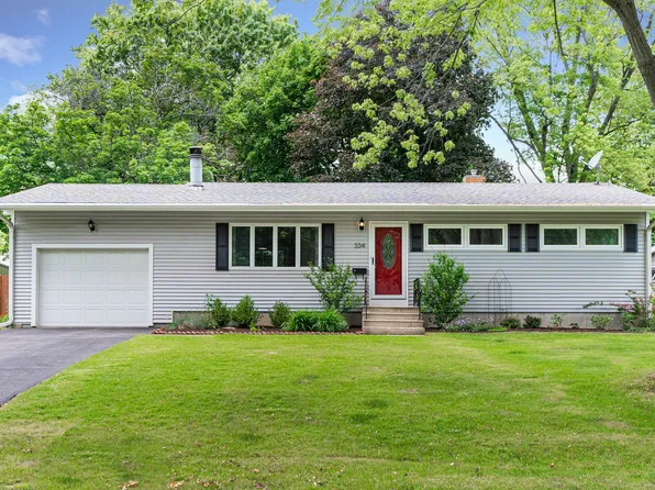 334 Delcy Dr, Dekalb, IL 60115