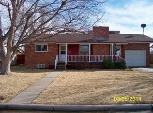 608 E Price St, Garden City, KS 67846