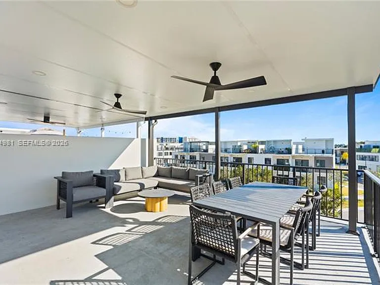 14595 SW 261st St — Photo 39