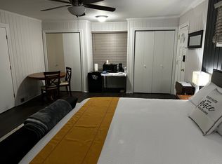 811 Delmonte Dr, Winston Salem, NC 27106