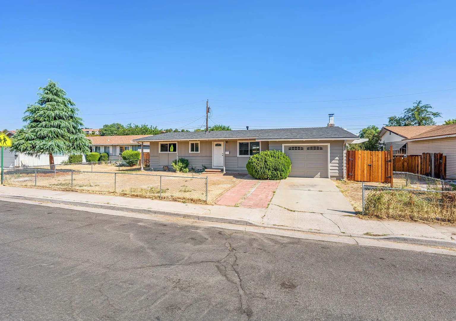 2565 Pequop Street — Photo 4