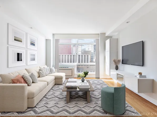 303 East 43rd Street image 1 of 14