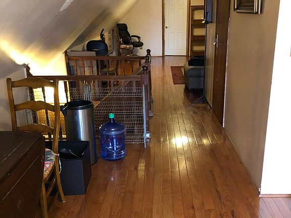 2nd image of 190 Mallory Ave Floor 3