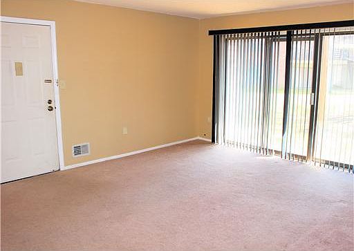 5th image of 16 Joyner Ct