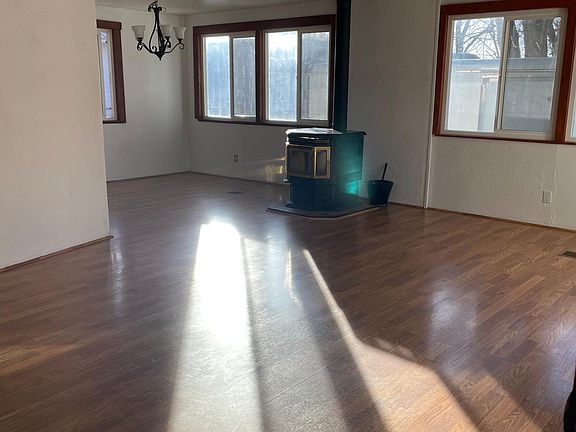 Open living plan lots of windows for great views and lighting