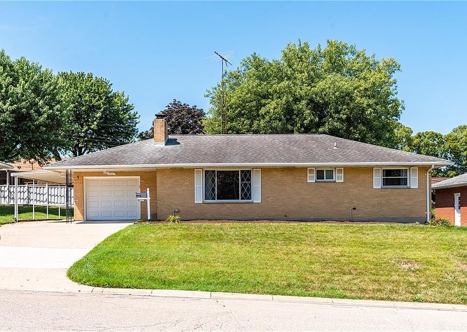 1st image of 429 Genetta Dr
