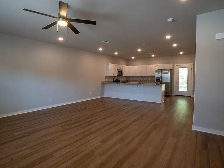 1134 N Pink Ter — Photo 3