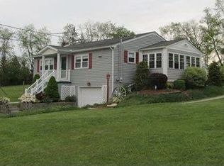 1250 Pinewood Rd, Irwin, PA 15642