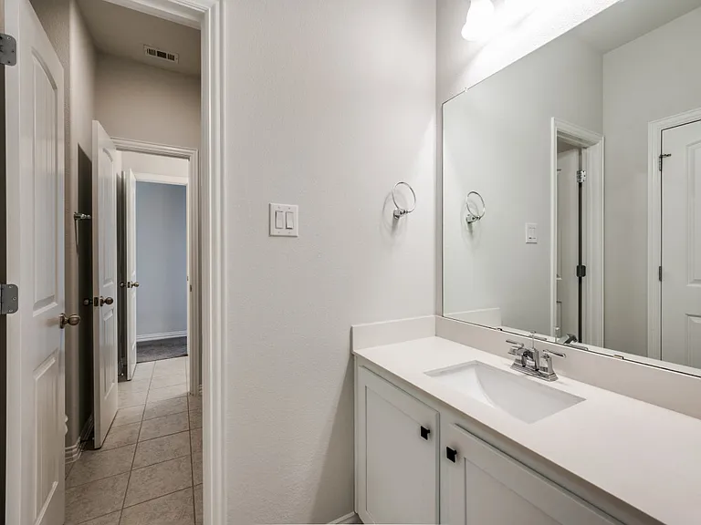 2152 Bailey St — Photo 22