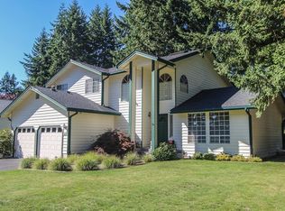 9265 Oneida Cir NW, Bremerton, WA 98311