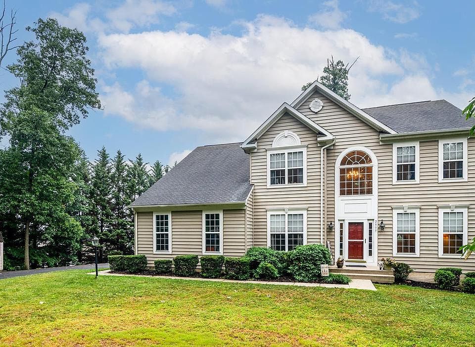1st image of 2805 Ridgeleigh Ct