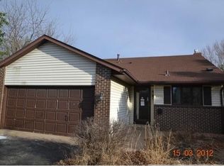 1401 Jonquil Ln, White Bear Township, MN 55110
