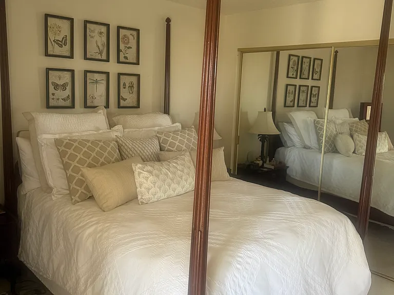 8148 Dicenza Ln — Photo 25