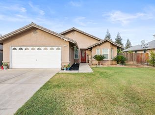 1225 Brent Rd, Dinuba, CA 93618