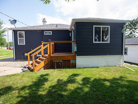 4th image of 145 Dawley St NE
