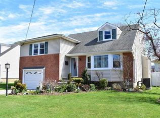 776 Washington St, Baldwin, NY 11510