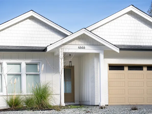 4646 Ambience Dr, Nanaimo, BC V9T 0N2