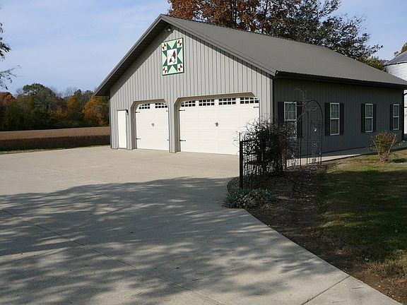 2nd image of 2229 County Road 1975 E