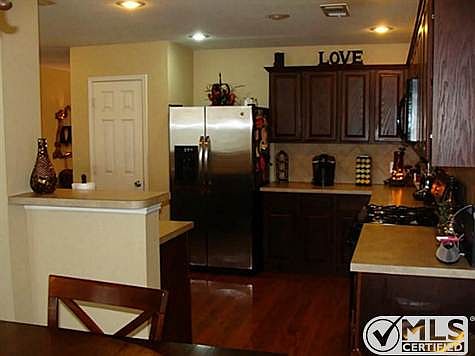 4th image of 5109 White Spruce Dr