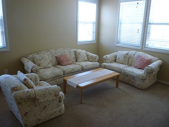 5th image of 11089 Break St